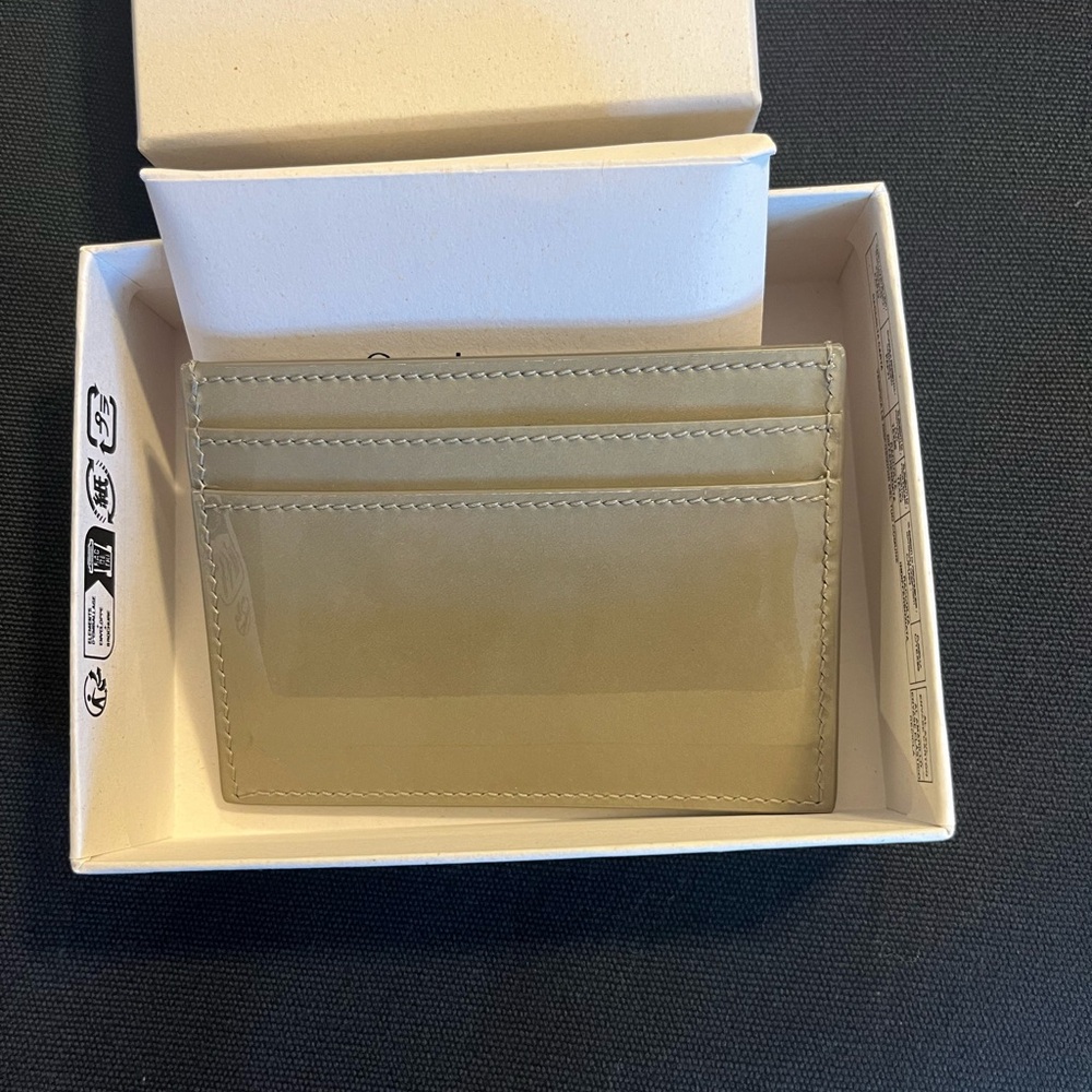 Saint Laurent Patent Leather Card Holder - Picture 6 of 9